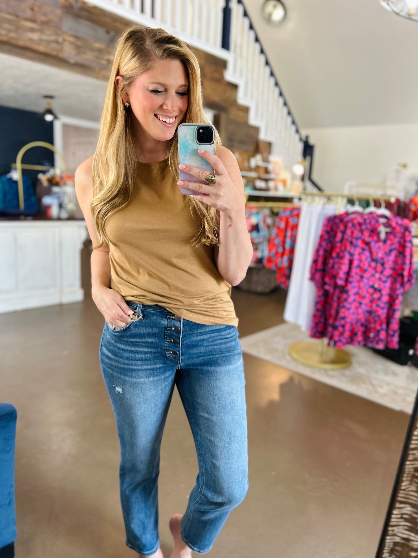 Pebbles Camel Tank
