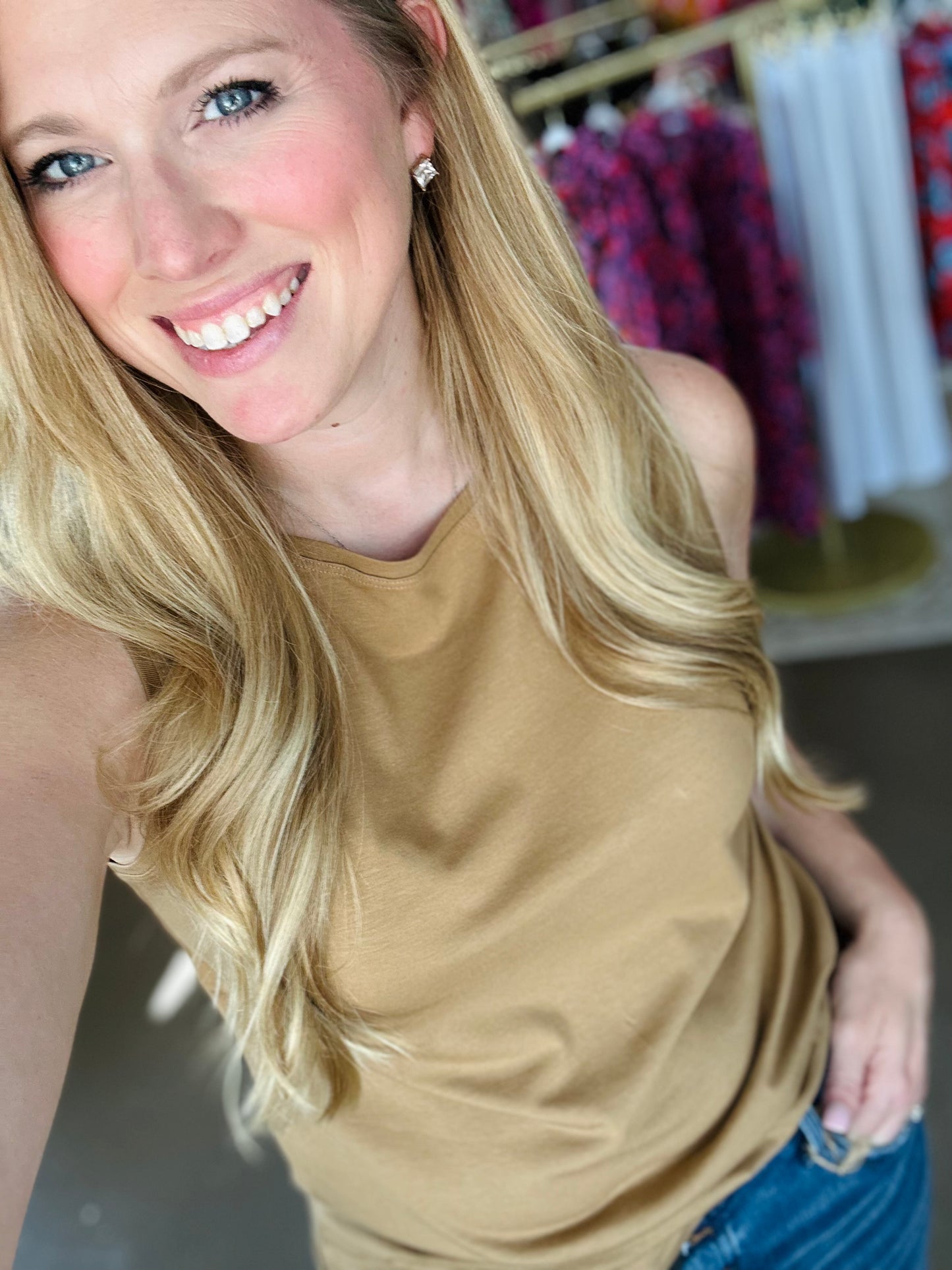 Pebbles Camel Tank