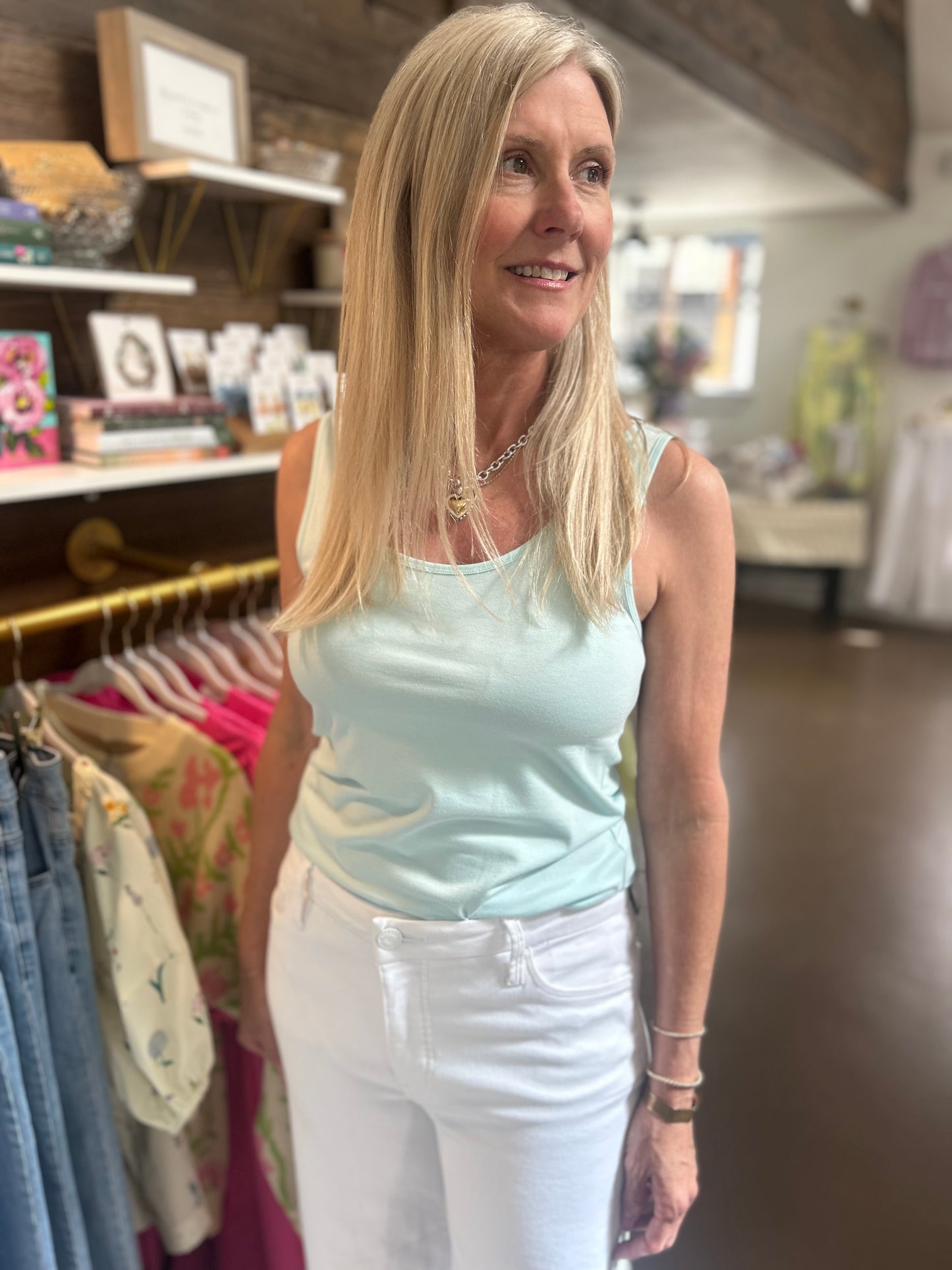 Gerriette Essential Pastel Blue