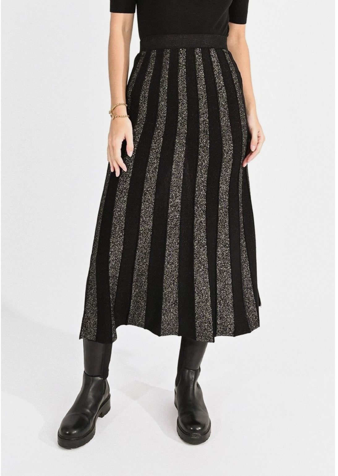 Silver Stripe Knit Skirt