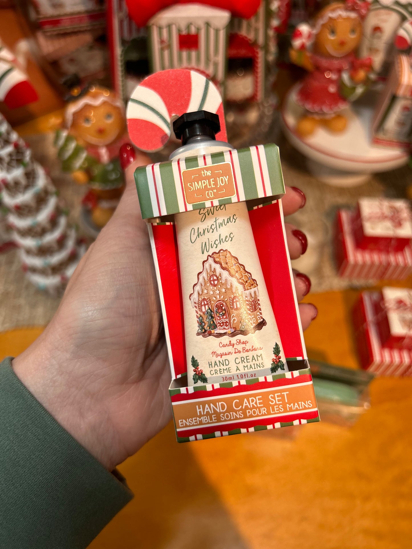 Holiday Scented Hand Cream and Nail File Set