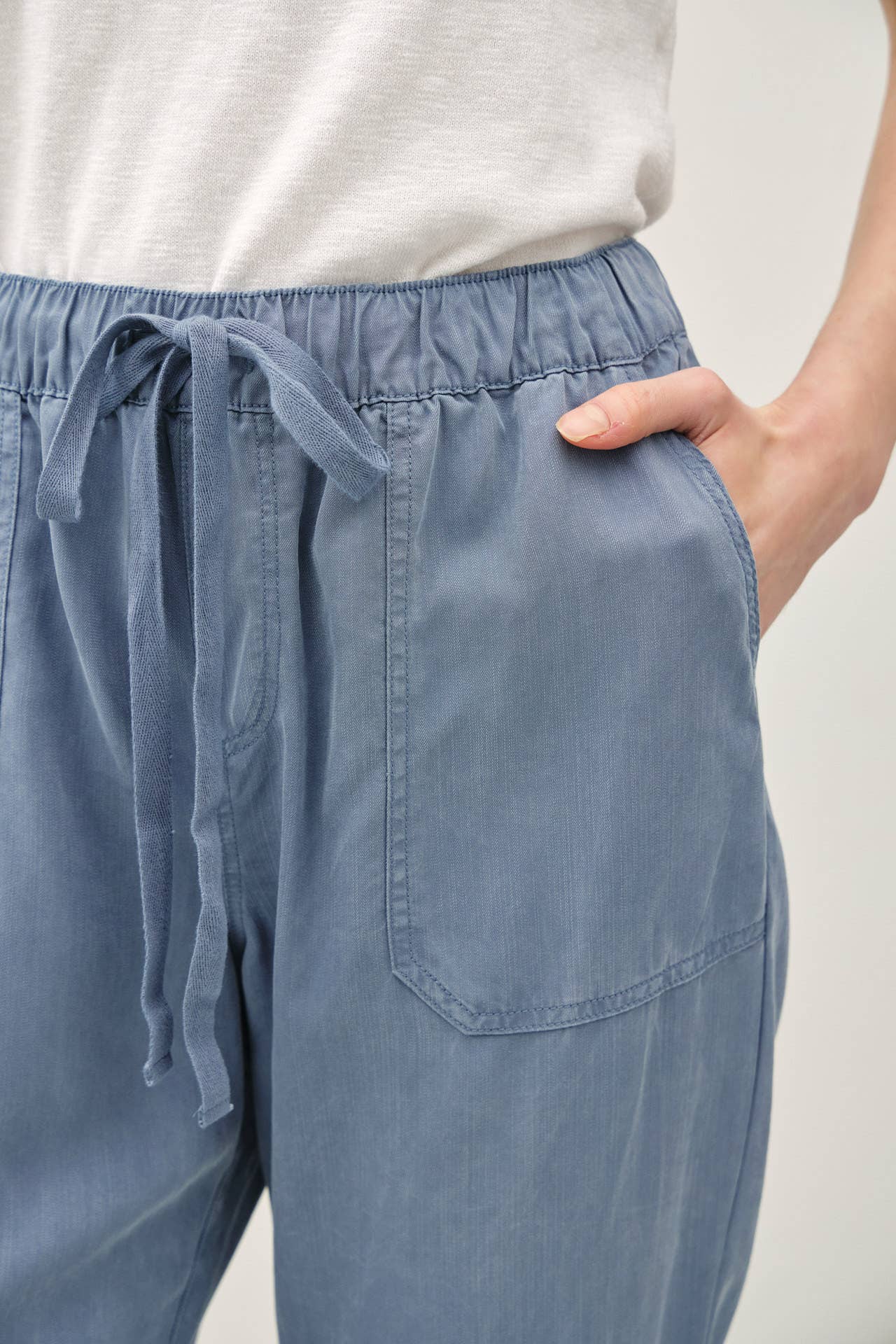 Tencel Tapered Pants
