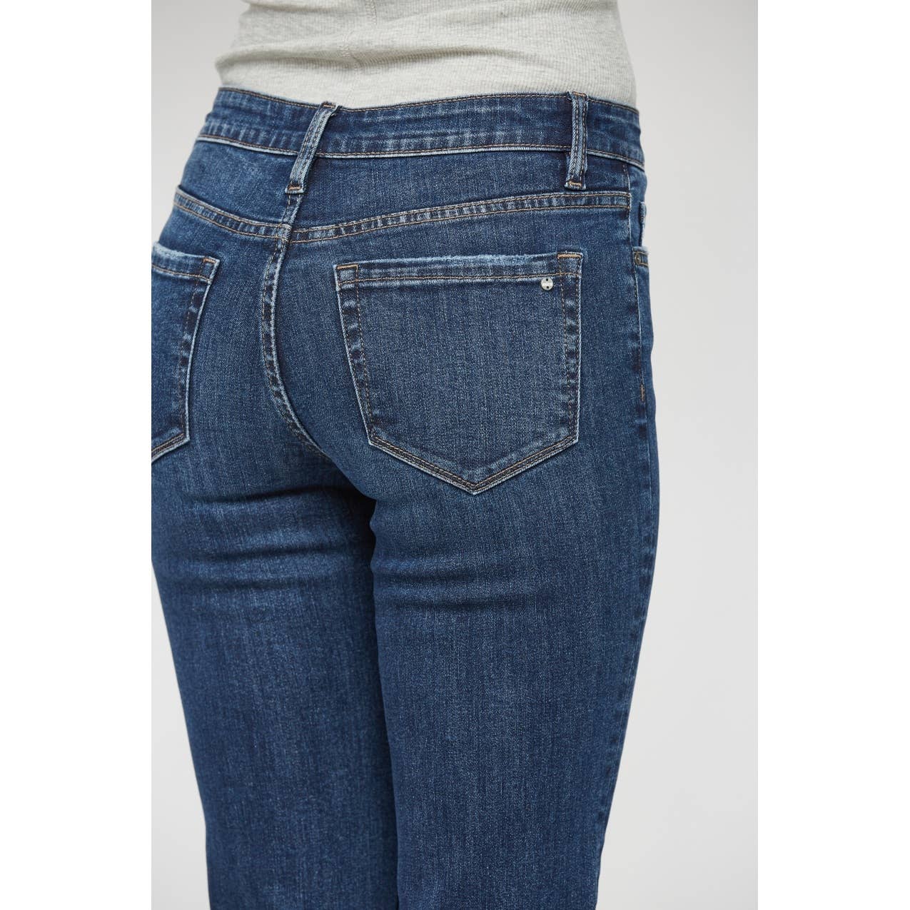 Melody Straight Vintage Dark