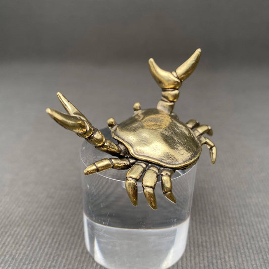 Mio Queena - The Crab Opens Its Claws Brass Crafts Desktop Ornaments