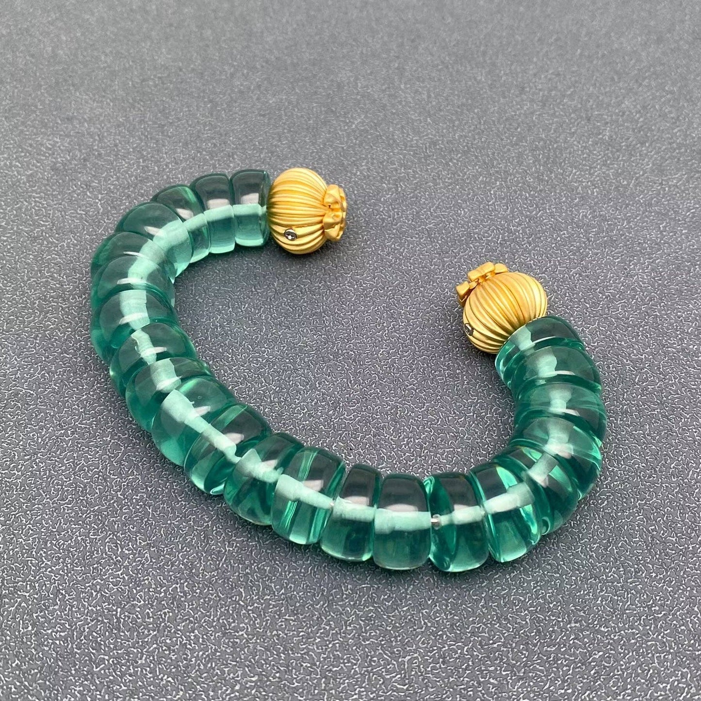 Mio Queena - High Quality Resin Beads Adjustable Cuff