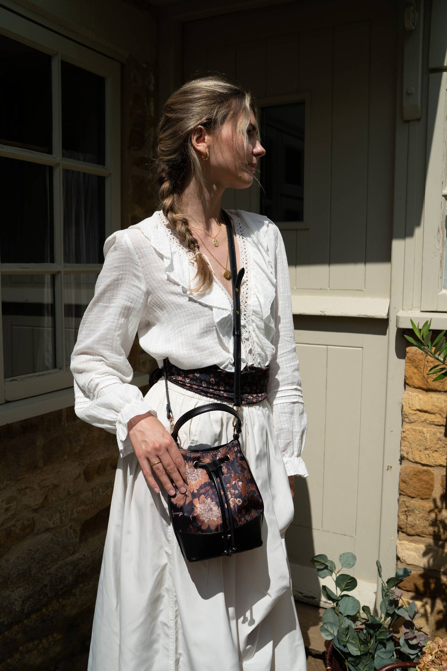 Fable England - Deco Bloom Black Bucket Purse - UK, US & EU