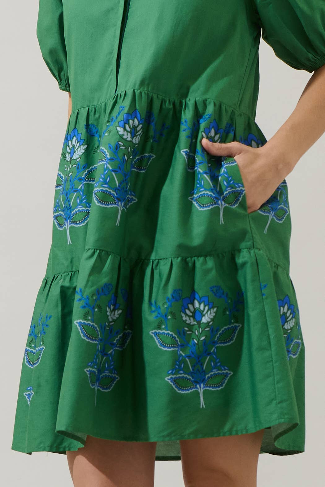 Meridy Floral Burie Tiered Mini Dress