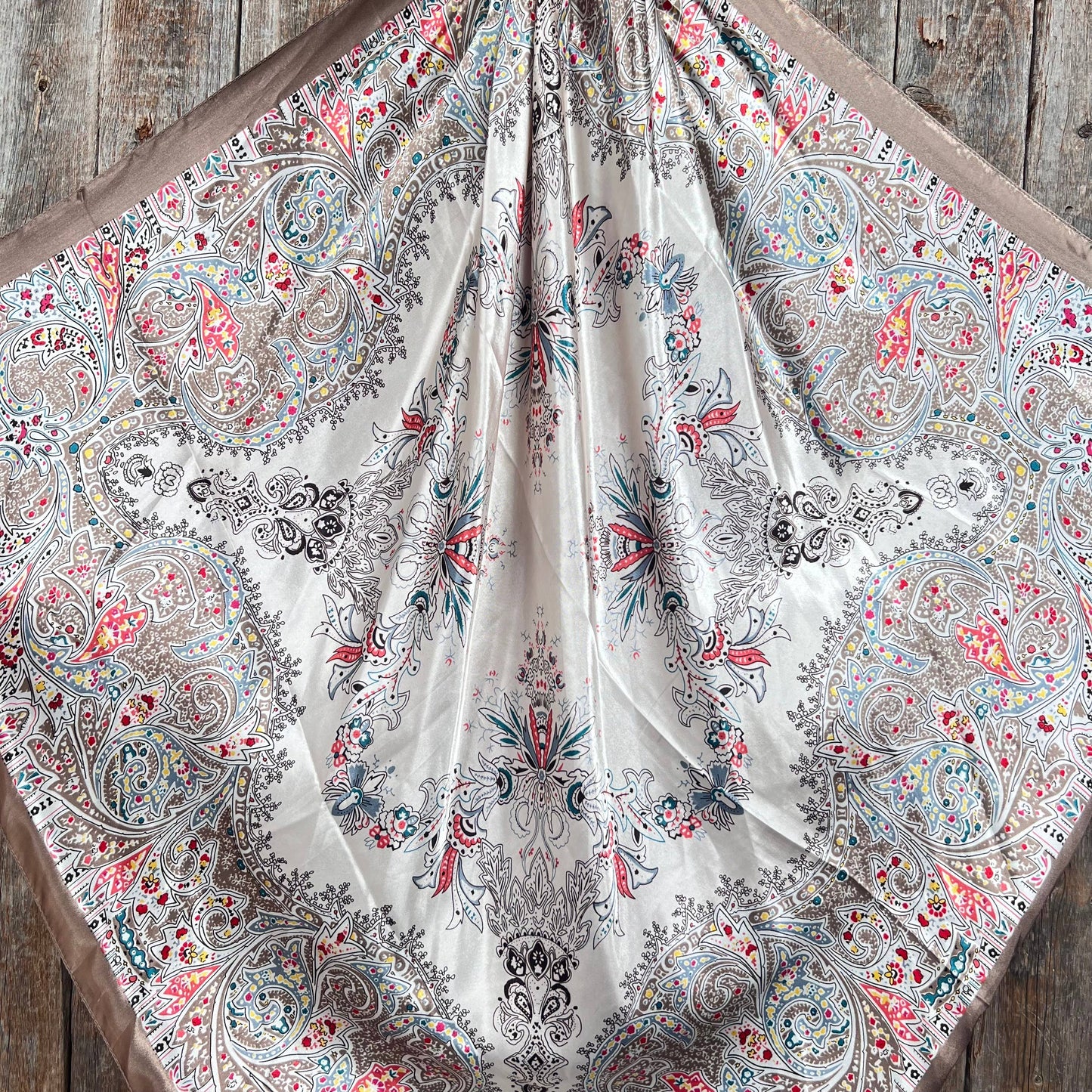 Rodeo Drive - 35X35"  Tan Floral Wild Rag/Scarf WR3421