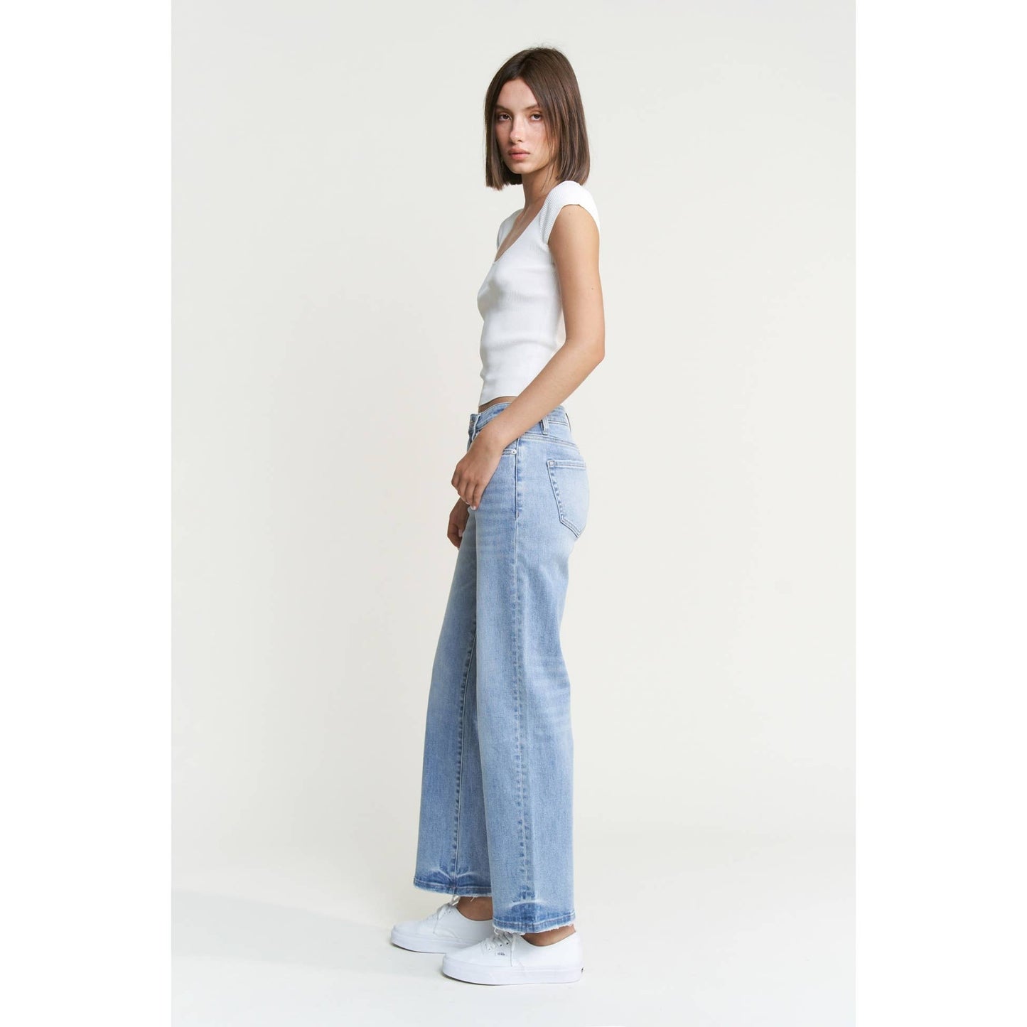 Mica Denim - MID RISE LOOSE FIT STRAIGHT ANKLE