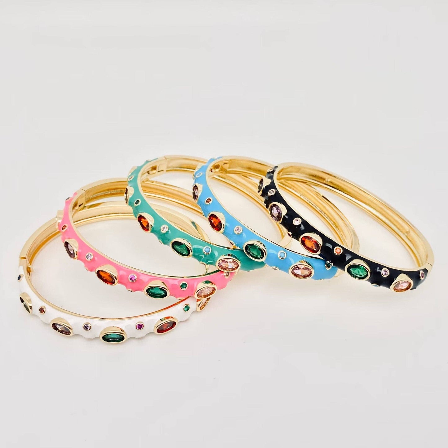 Mio Queena - Inlaid Cubic Zirconia Gold Plated 8MM Enamel Bangle