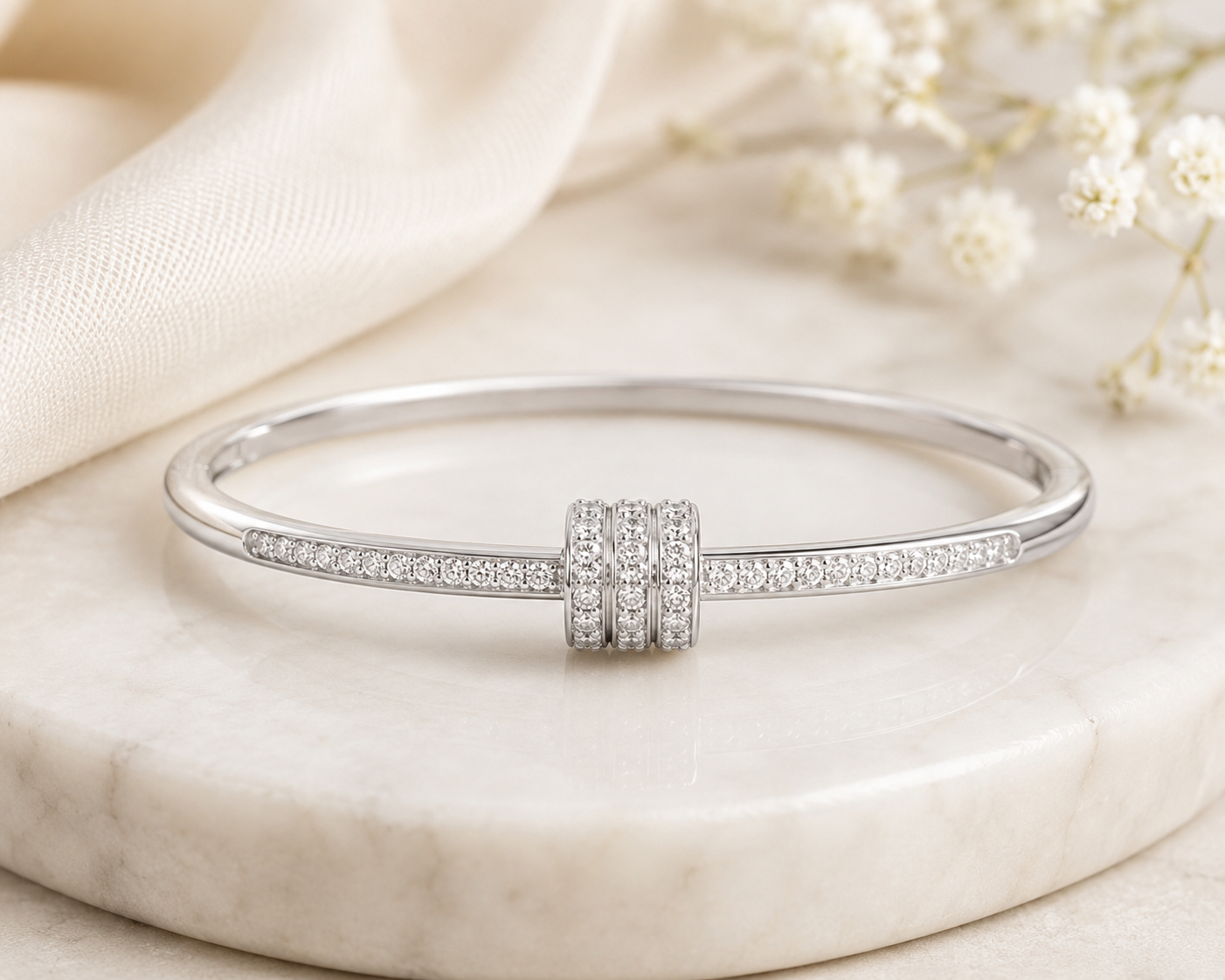 Twist Lock Silver Bangle