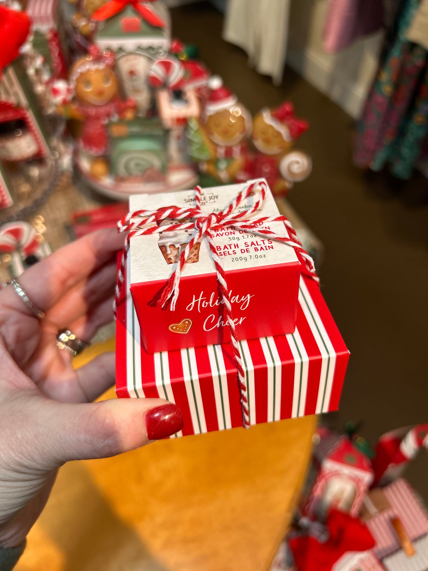 Holiday Soap Bar & Bath Salt Set