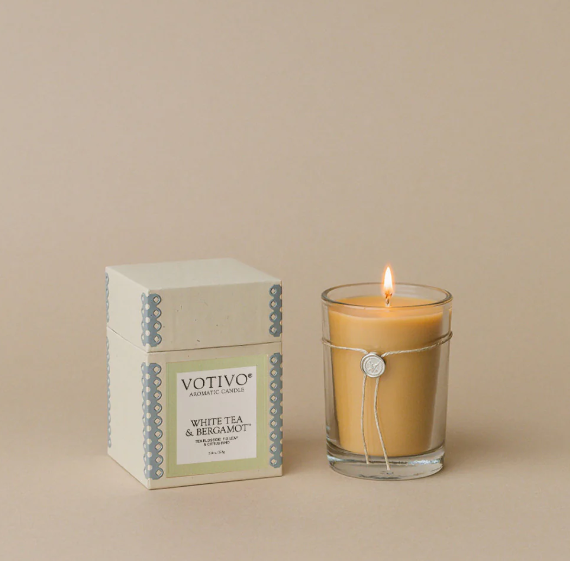 Votivo- White Tea & Bergamot Candle 6.8oz