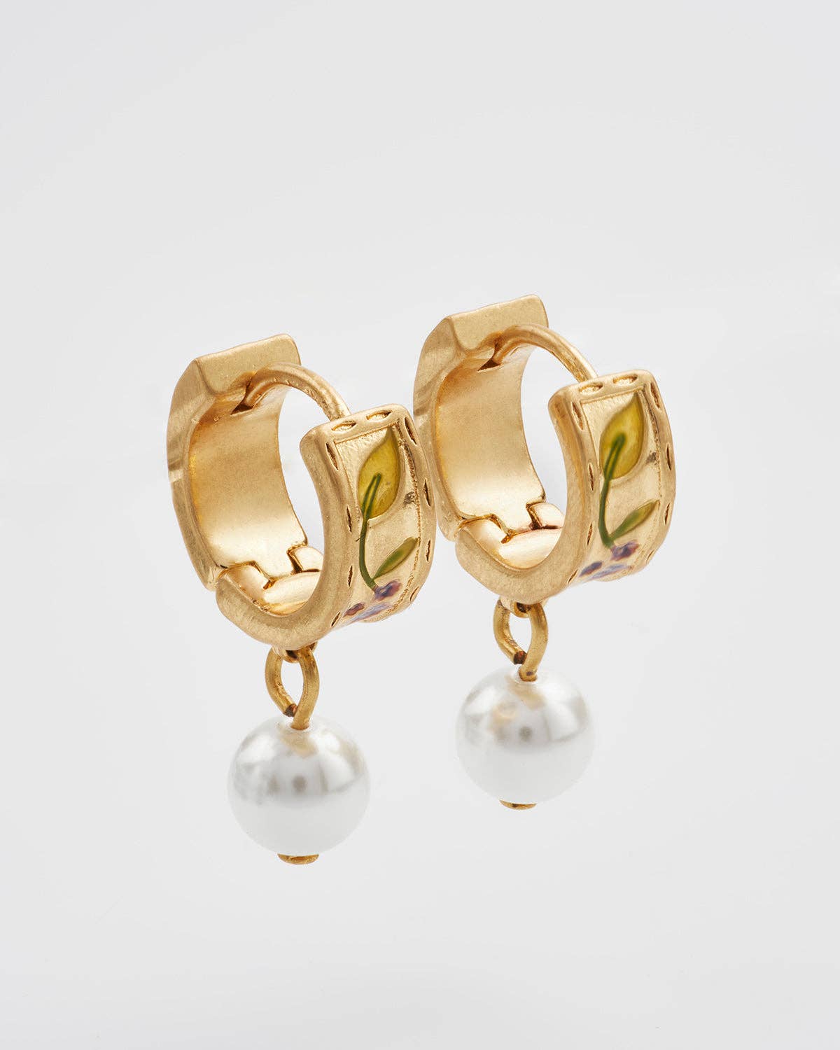 Fable England - Blackberry Bramble Pearl Drop Gold Earrings - UK, US & EU