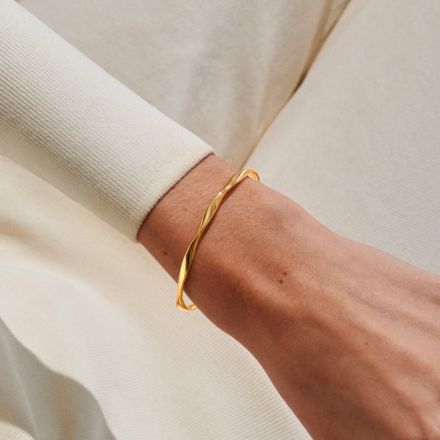 Gold Twist Bangle