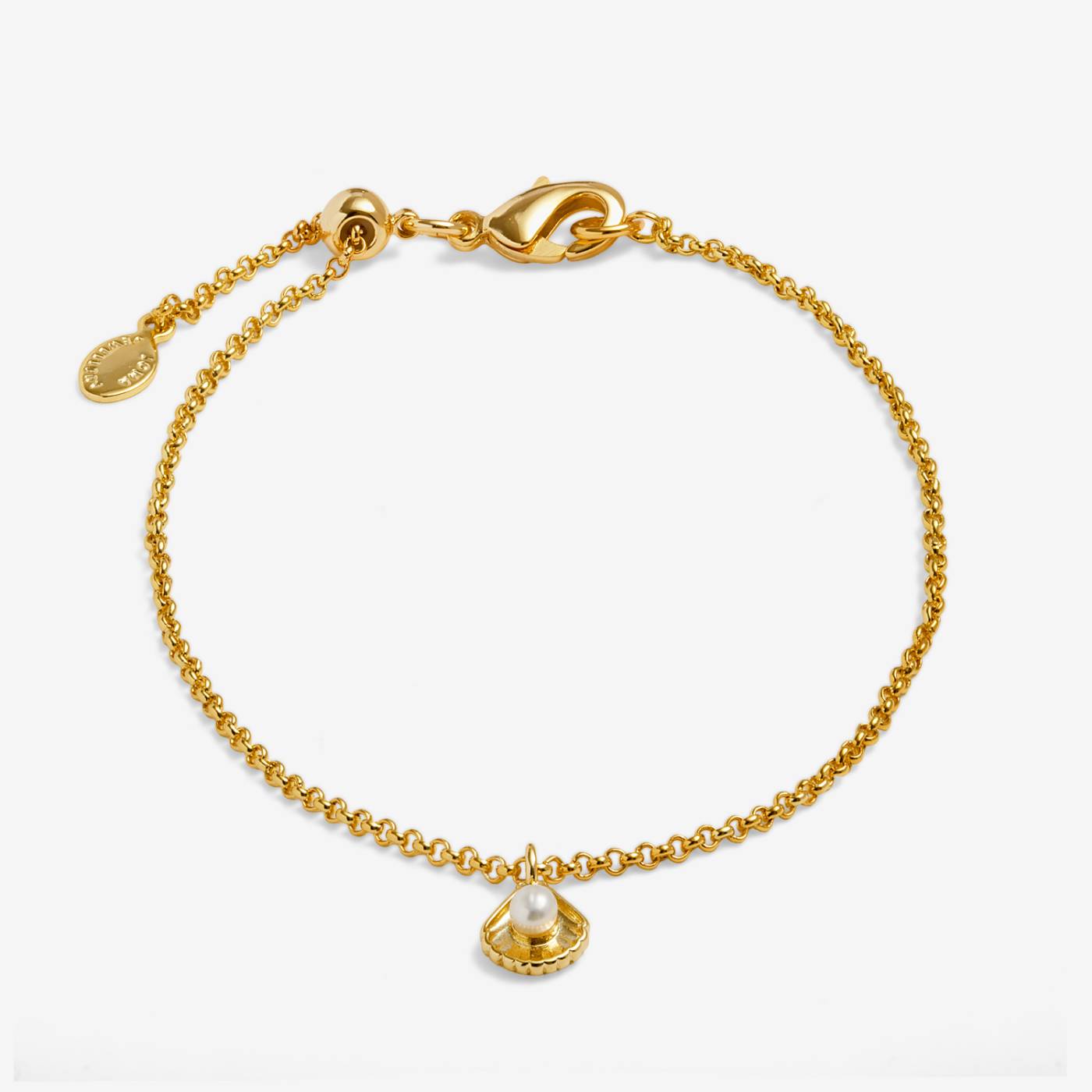 Loved by You | Pearl Shell Bracelet