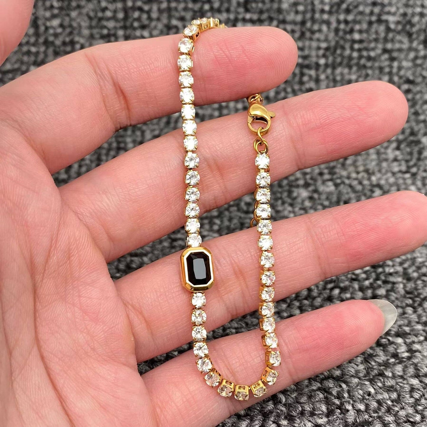 Mio Queena - Full Zircon 3mm 18K Gold Plated Stainless Steel Bracelet-FGS