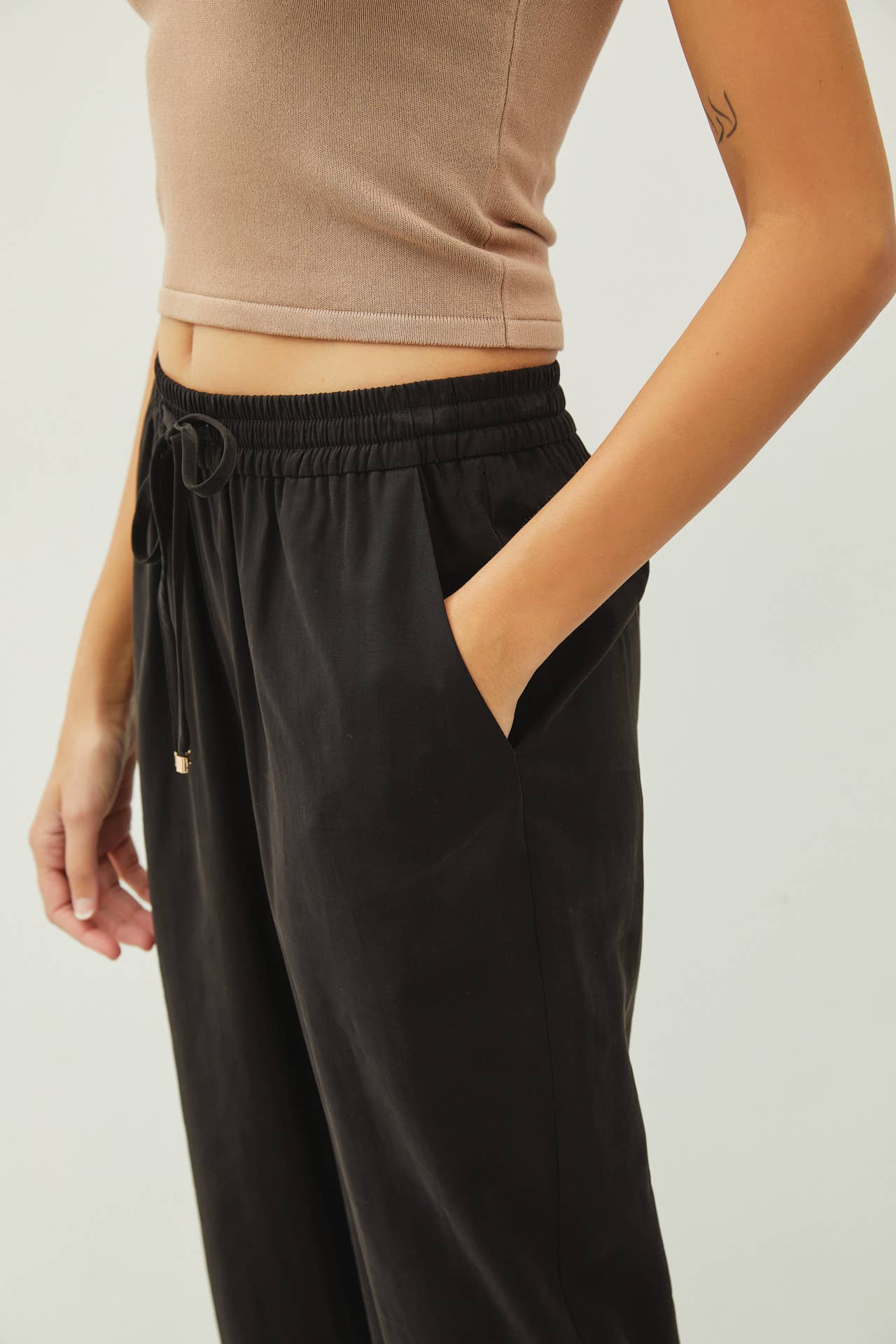 Drawstring Ankle Casual Pant